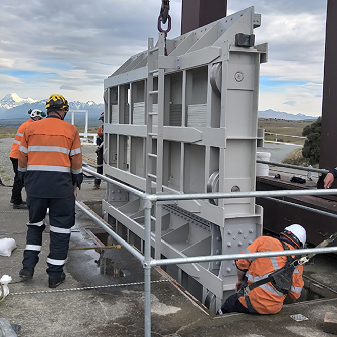 HYDRO Tekapo B Head Gate Reinstall tile